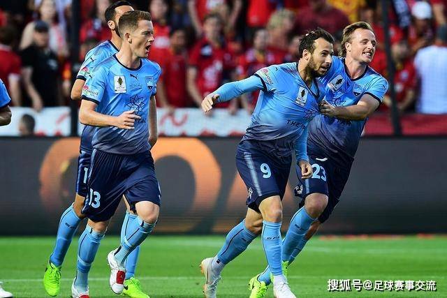 皇马只想免签得到阿诺德 正全力说服球员不要续约