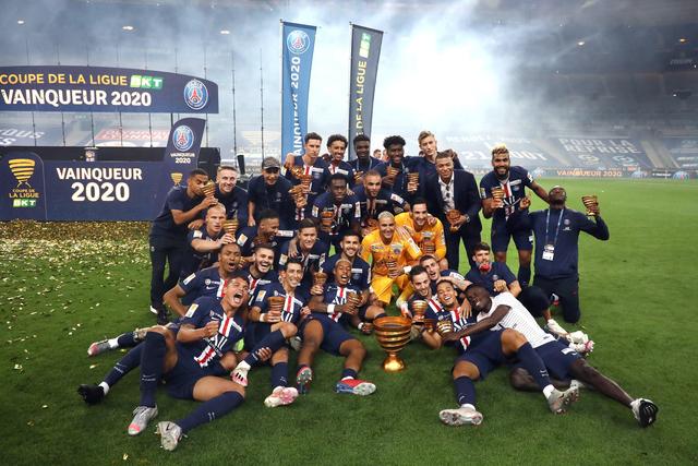 罗马诺：葡体主帅阿莫林初步同意执教曼联